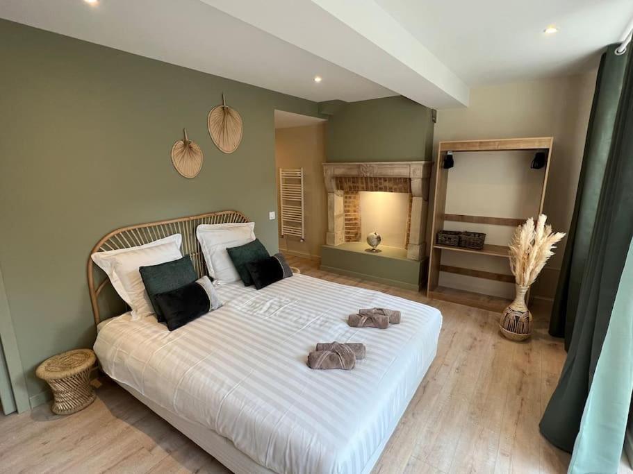 Suite Cosy Au Coeur De Vinzelles Proche Macon Tout Equipe Avec Salon D'Exterieur Ngoại thất bức ảnh