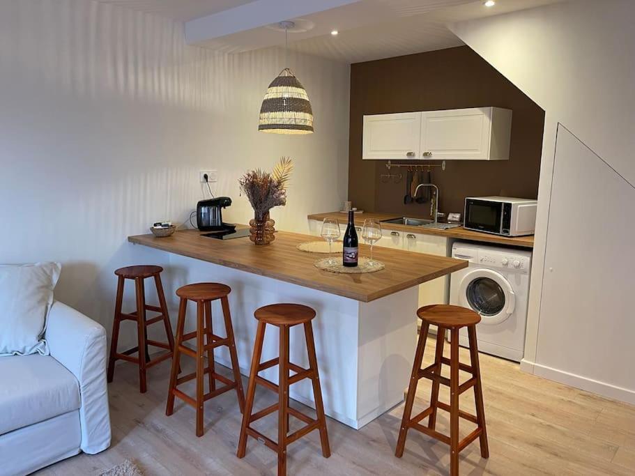 Suite Cosy Au Coeur De Vinzelles Proche Macon Tout Equipe Avec Salon D'Exterieur Ngoại thất bức ảnh